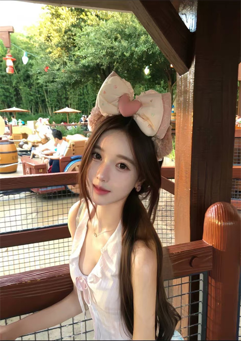 广州模特外围女兼职学生小红 